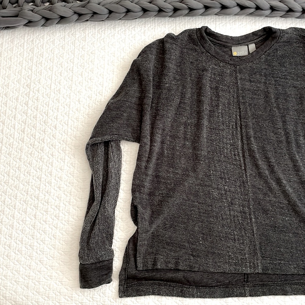 Zella Sweatshirt size Small